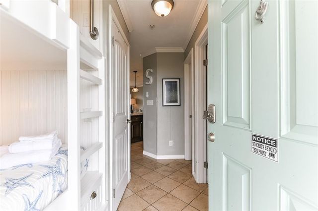 9520 Seawall Boulevard 252, Galveston, TX 77554
