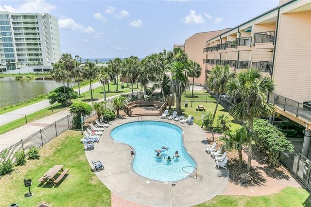9520 Seawall Boulevard 252, Galveston, TX 77554