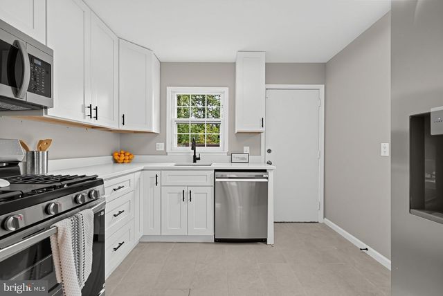 118 GREENHILL RD, Greenbelt, MD 20770