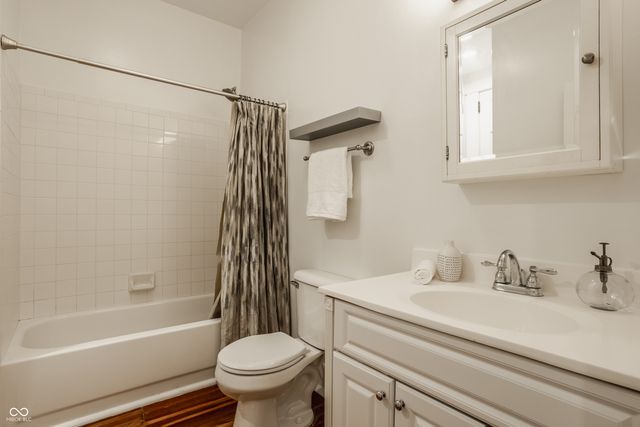 425 Massachusetts Avenue A, Indianapolis, IN 46204
