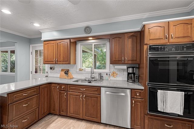 37849 French Creek Road, Avon, OH 44011