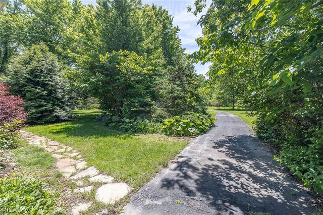 37849 French Creek Road, Avon, OH 44011