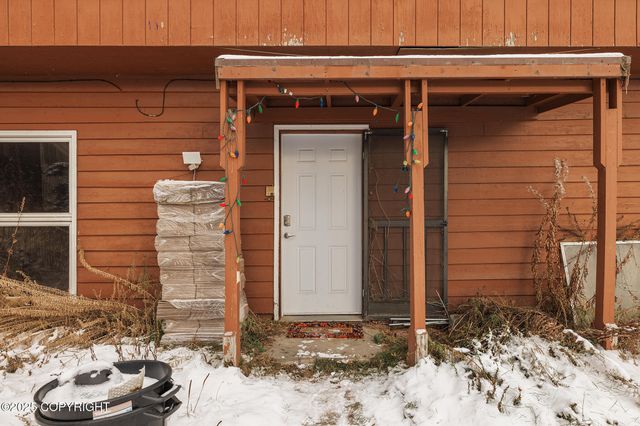 2501 W Trapline Drive, Wasilla, AK 99654