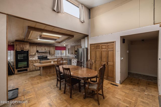 2501 W Trapline Drive, Wasilla, AK 99654