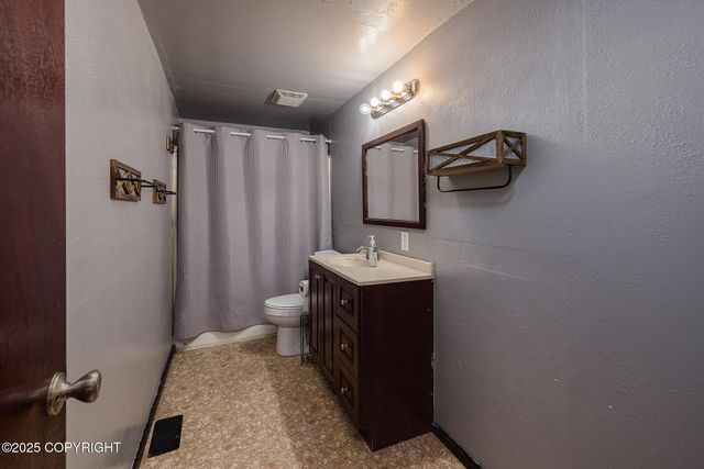 2501 W Trapline Drive, Wasilla, AK 99654