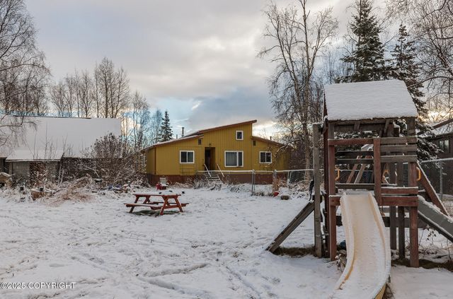 2501 W Trapline Drive, Wasilla, AK 99654