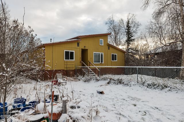 2501 W Trapline Drive, Wasilla, AK 99654