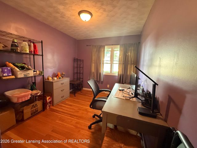 11433 S Francis Road, Dewitt, MI 48820