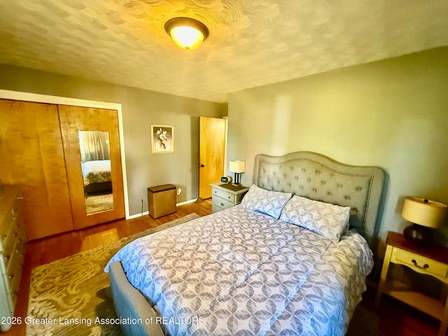 11433 S Francis Road, Dewitt, MI 48820