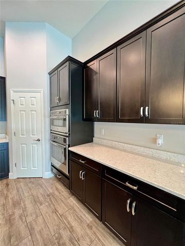19237 FALCON CREST BOULEVARD, Land O Lakes, FL 34638