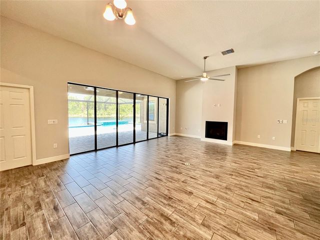 19237 FALCON CREST BOULEVARD, Land O Lakes, FL 34638
