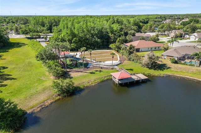 19237 FALCON CREST BOULEVARD, Land O Lakes, FL 34638