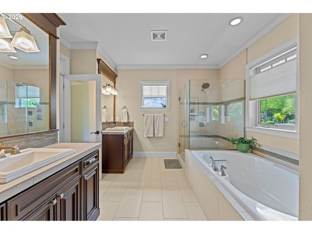 2105 Nw MILL POND Rd, Portland, OR 97229