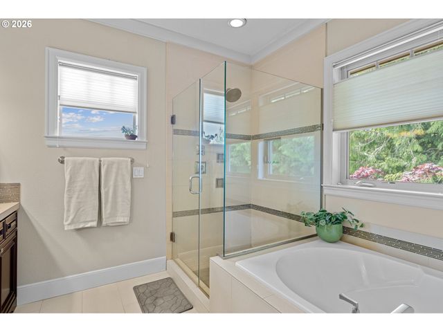 2105 Nw MILL POND Rd, Portland, OR 97229