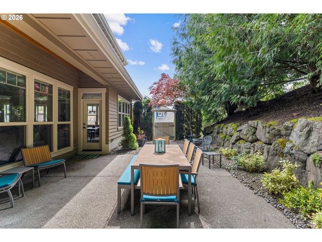 2105 Nw MILL POND Rd, Portland, OR 97229