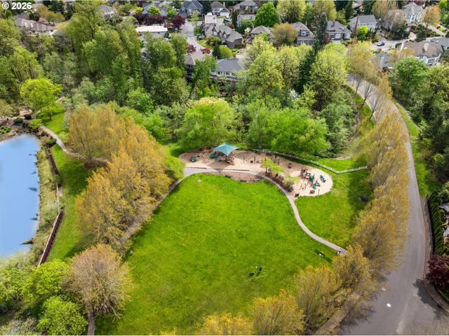 2105 Nw MILL POND Rd, Portland, OR 97229
