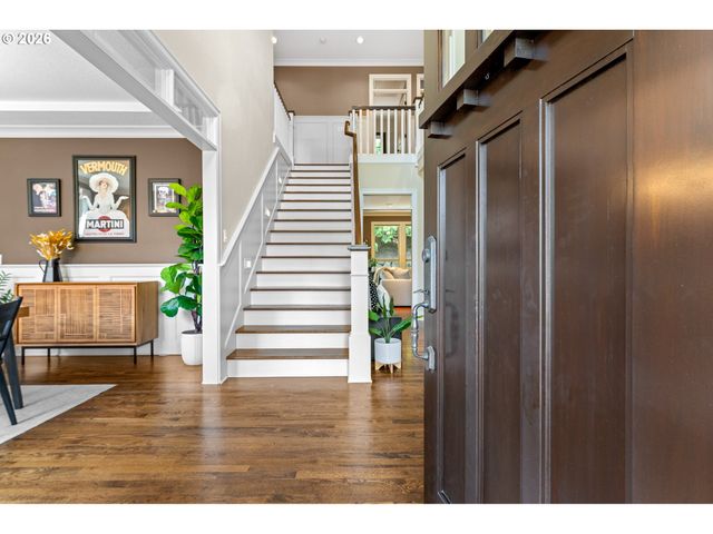 2105 Nw MILL POND Rd, Portland, OR 97229