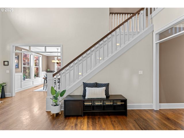 2105 Nw MILL POND Rd, Portland, OR 97229