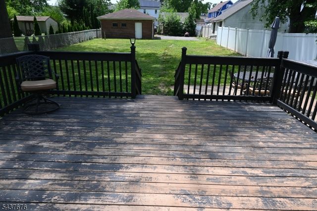 721 Summit St, Linden City, NJ 07036