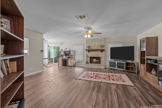 9616 Sugarloaf, San Antonio, TX 78245