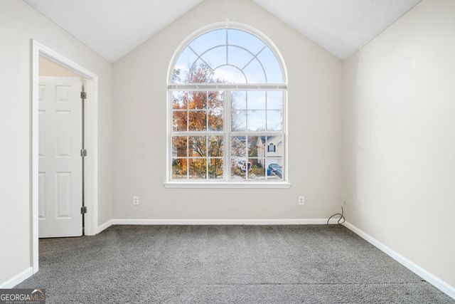 2951 Two Lake Circle, Atlanta, GA 30349