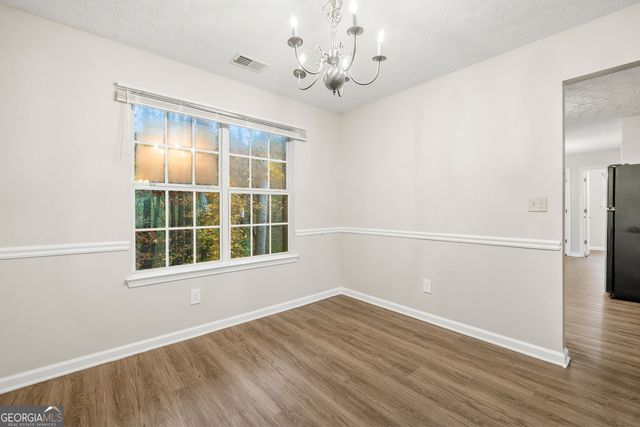 2951 Two Lake Circle, Atlanta, GA 30349