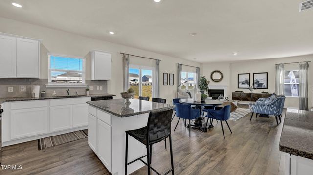 559 Fieldcrest Road, Blountville, TN 37617