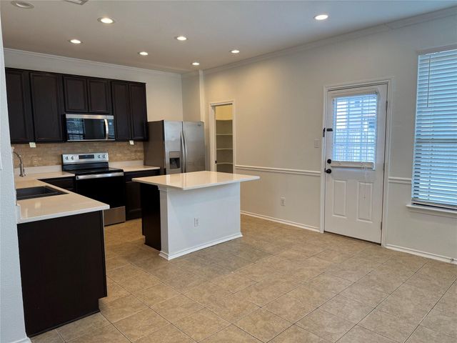 812 Watson WAY, Pflugerville, TX 78660