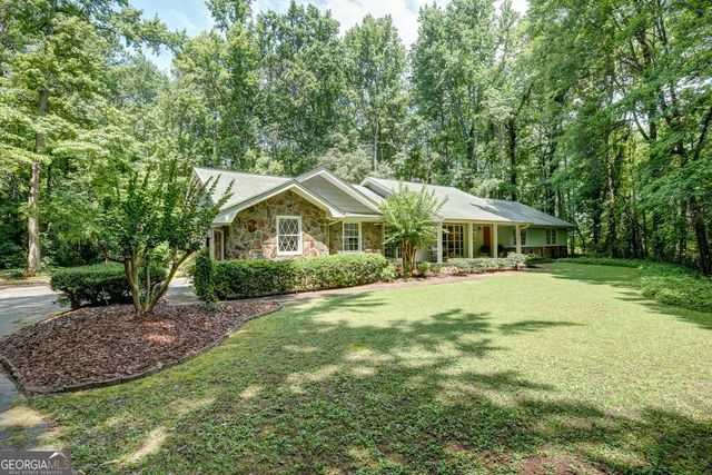 2201 Highway 92 S, Fayetteville, GA 30215