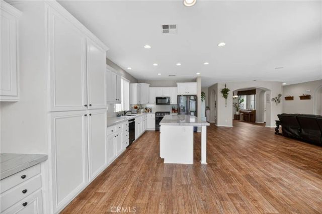 29428 Lake Hills, Menifee, CA 92585
