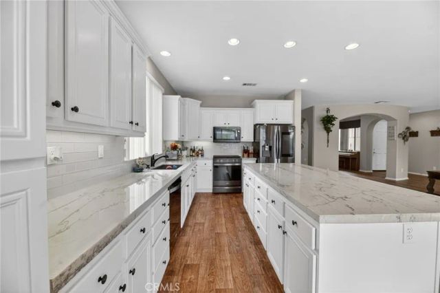 29428 Lake Hills, Menifee, CA 92585