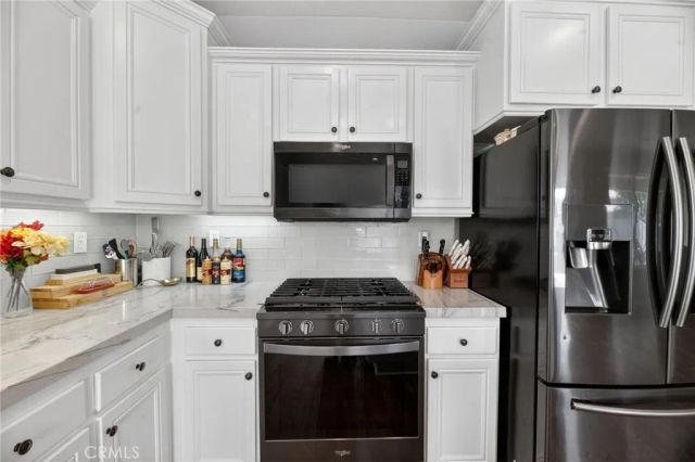 29428 Lake Hills, Menifee, CA 92585