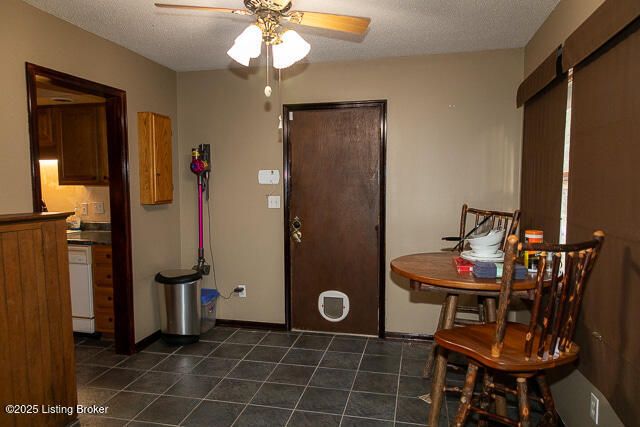 2131 Seneca Dr, Madison, IN 47250