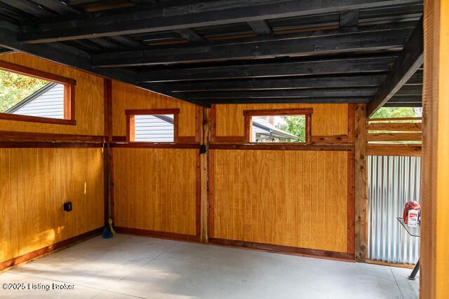 2131 Seneca Dr, Madison, IN 47250