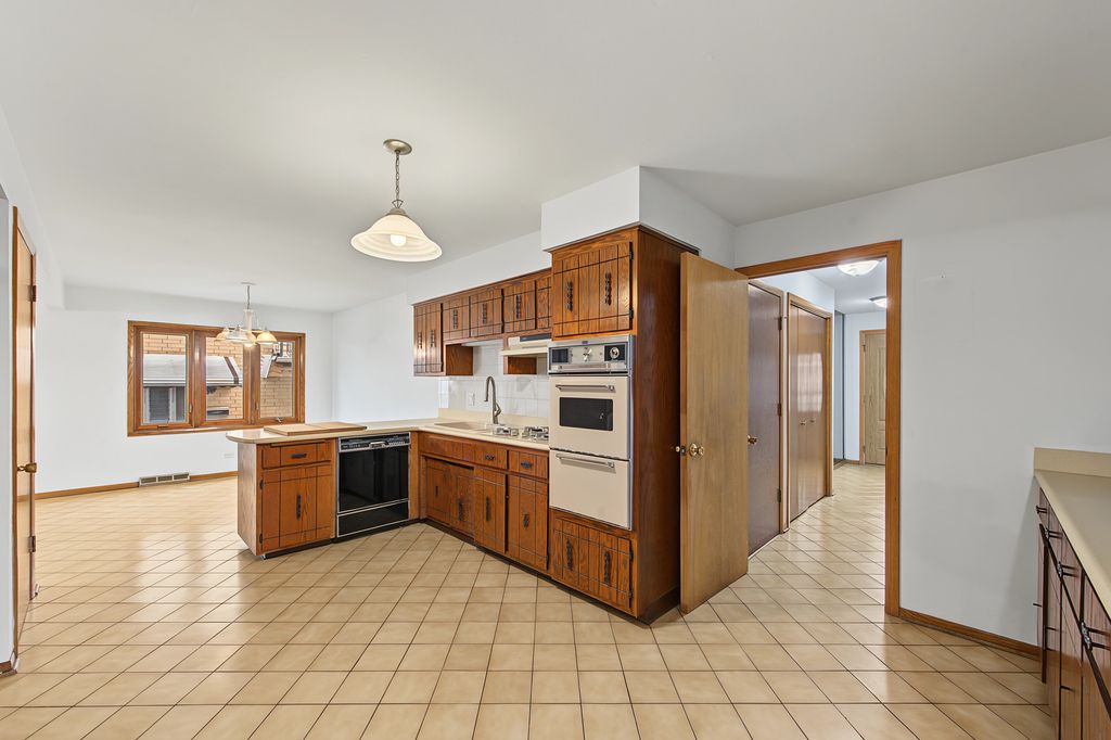4700 N Chester Avenue, Chicago, IL 60656 — photo 5