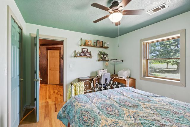 21078 Colt Lane, Diamond, MO 64840