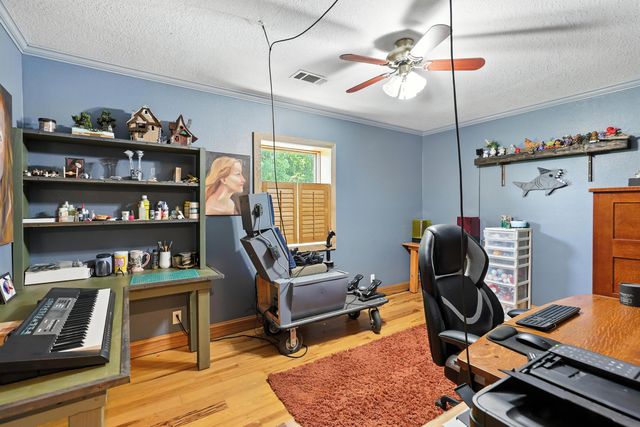 21078 Colt Lane, Diamond, MO 64840