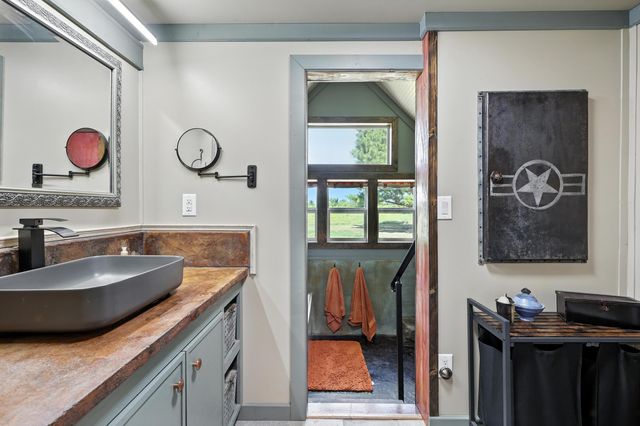 21078 Colt Lane, Diamond, MO 64840