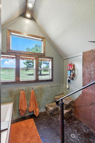 21078 Colt Lane, Diamond, MO 64840