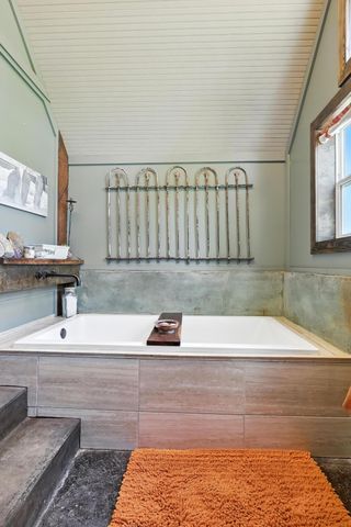 21078 Colt Lane, Diamond, MO 64840