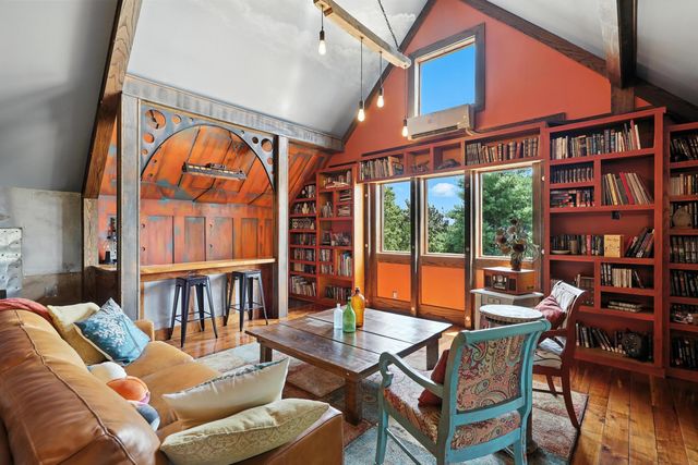 21078 Colt Lane, Diamond, MO 64840