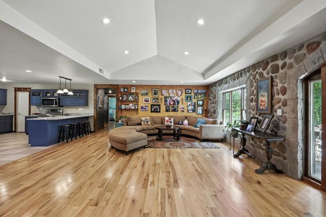 21078 Colt Lane, Diamond, MO 64840