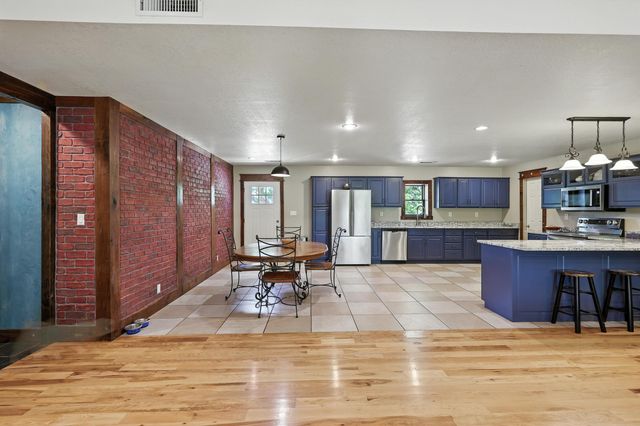 21078 Colt Lane, Diamond, MO 64840