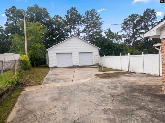 1307 Sunnyhill Drive, Camden, SC 29020
