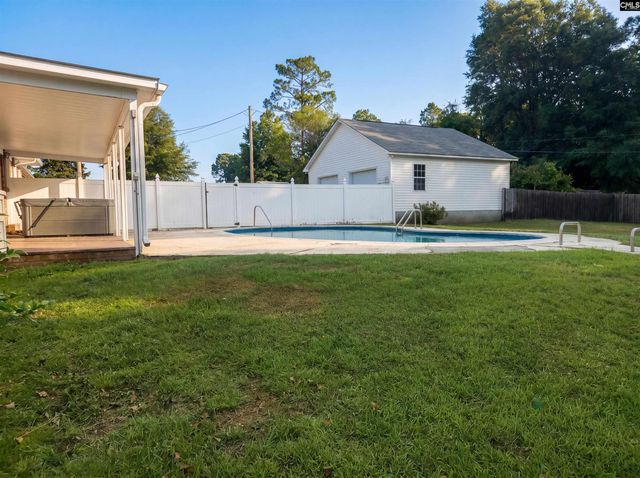 1307 Sunnyhill Drive, Camden, SC 29020