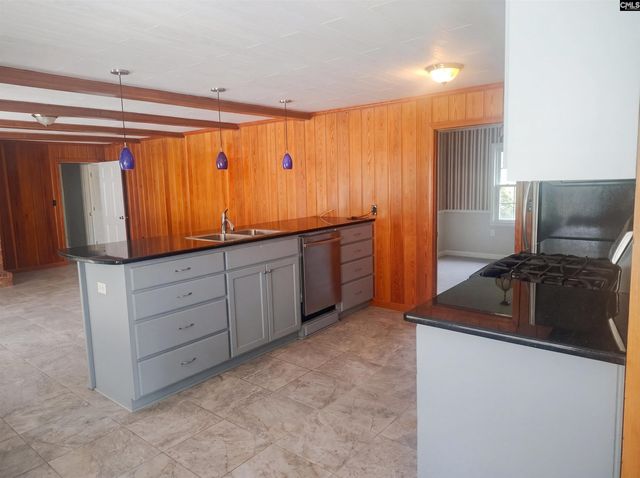 1307 Sunnyhill Drive, Camden, SC 29020