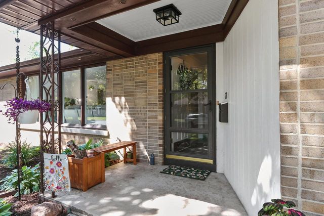 231 SIOUX LANE, Green Bay, WI 54301