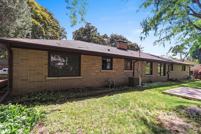 231 SIOUX LANE, Green Bay, WI 54301