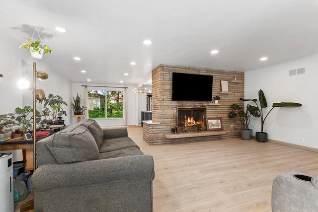 231 SIOUX LANE, Green Bay, WI 54301