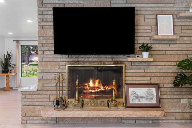 231 SIOUX LANE, Green Bay, WI 54301